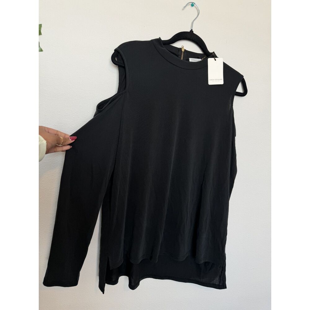 NWT Green Envelope Los Angeles cold shoulder cut out blouse